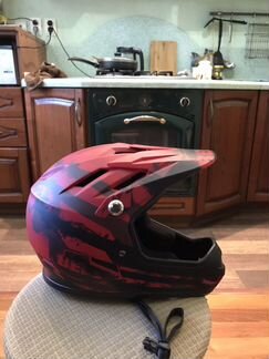 Велосипедный шлем для эндуро и даунхилл