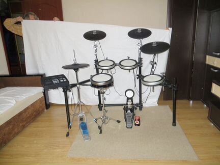 Электронные барабаны Yamaha DTX 750