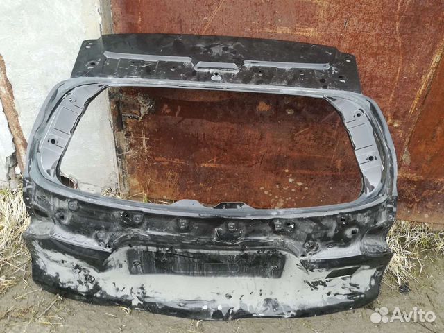 Продаётся крышка багажника на Хавал f7