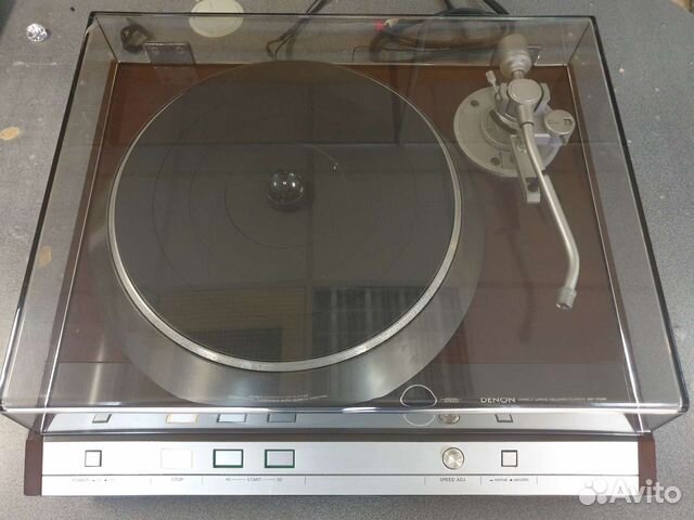 Виниловый проигрыватель Denon DP-70M
