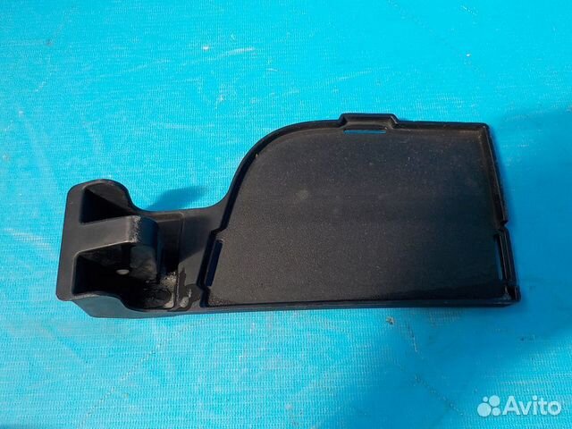 Заглушка бампера правая Chevrolet Cruze 2009-2016