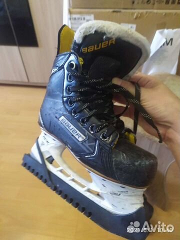 Хоккейные коньки bauer