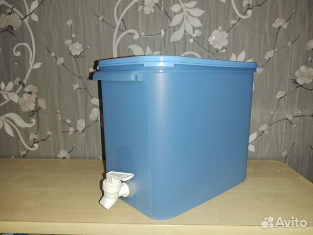 Ёмкость для воды Tupperware (Эра водолея)