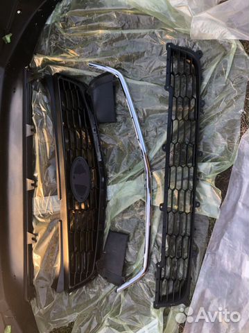 Бампер SE priora новые передний