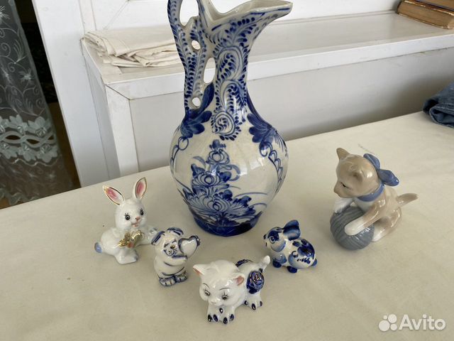 Статуэтки гжель, оникс, корзинки
