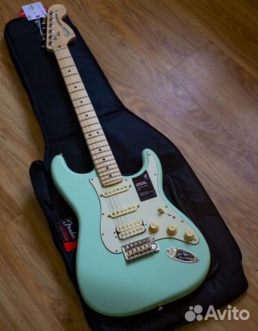 Fender American Performer Stratocaster Surf Green