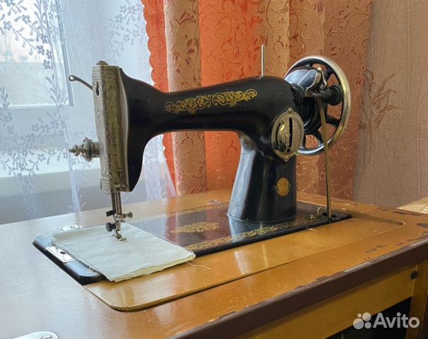 Швейная машина