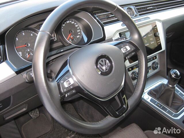 Volkswagen Passat 2.0 МТ, 2018, 117 000 км
