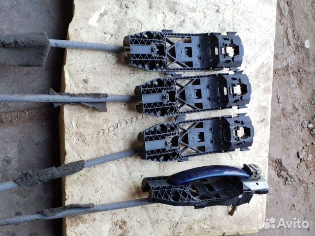 Кронштейны дверных ручек VW Jetta 6 5N0839885H