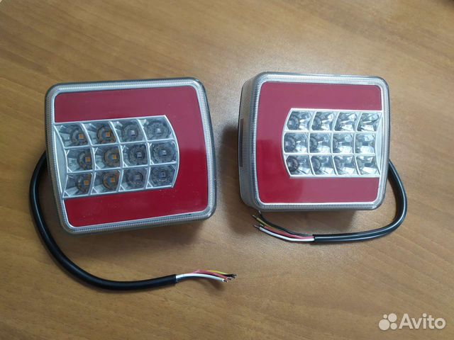 Фонари задние комплект 2 штуки