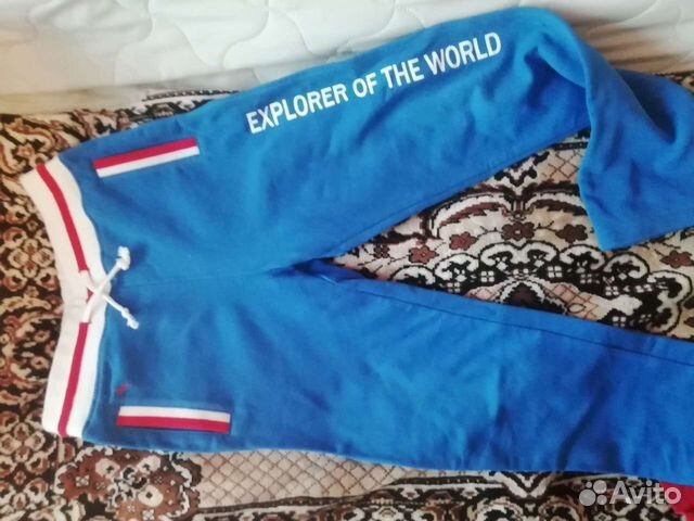 Костюм спортивнвй