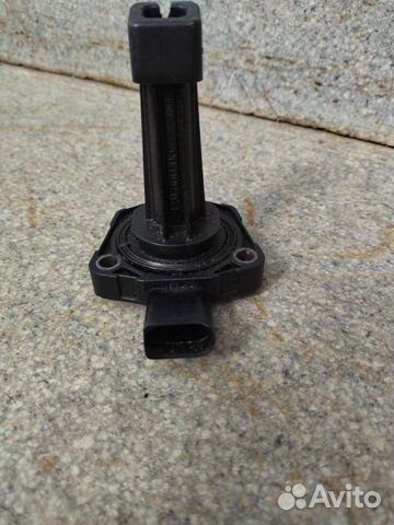 Датчик уровня масла Passat b7