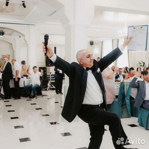 Тамада, ведущий, певец Карен