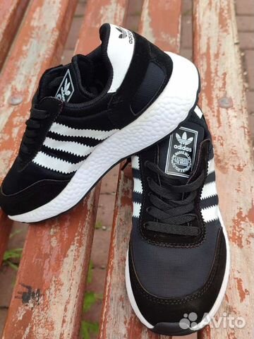 Кроссовки adidas