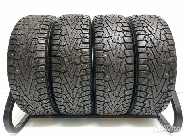 Pirelli Ice Zero 215/65 R16