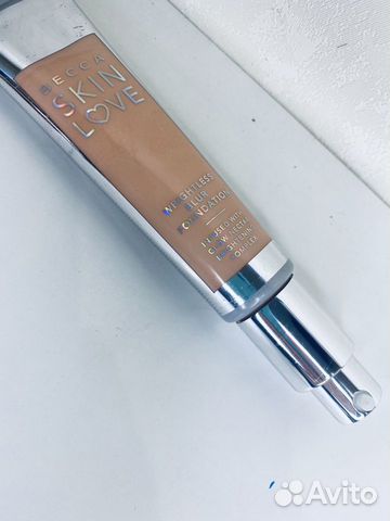 Тональная основа Becca