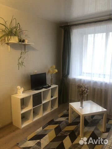 

1-к. квартира, 28 м², 3/5 эт.
