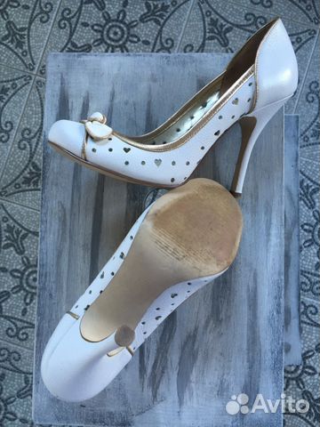 Туфли свадебные белые Guess