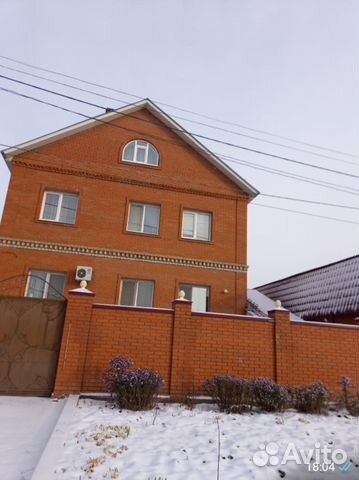 

5-к. коттедж, 280 м²