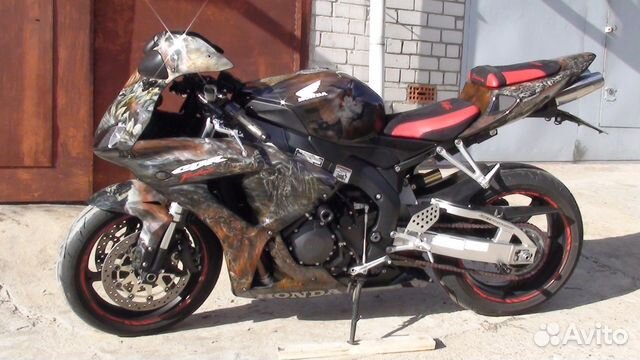 Honda CBR1000RR 2006г