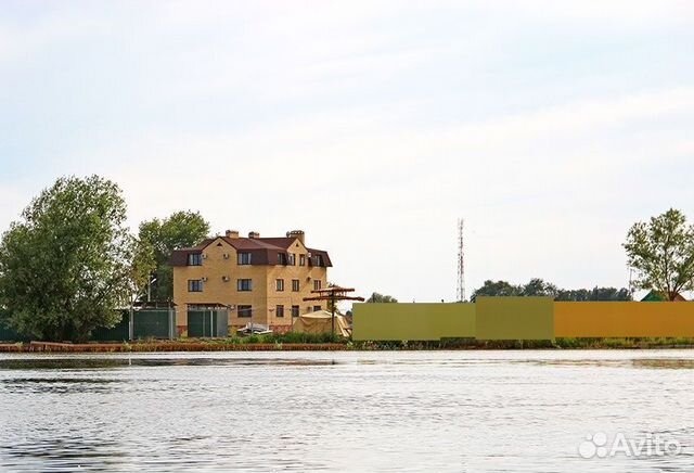 

10-к. и более коттедж, 200 м²