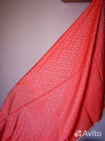 Отрез ткани атласной 440 см/114 см