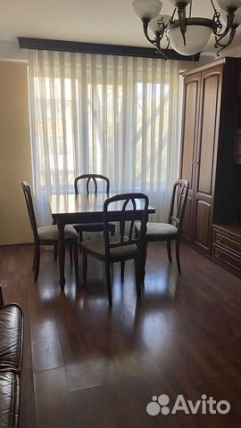 

2-к. квартира, 54 м², 3/5 эт.