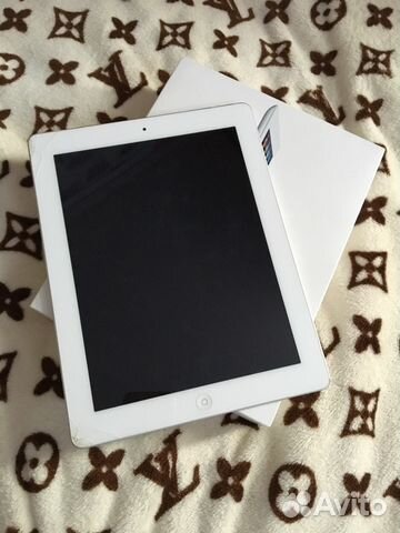 iPad 3 64 GB Wi-Fi+ Cellular