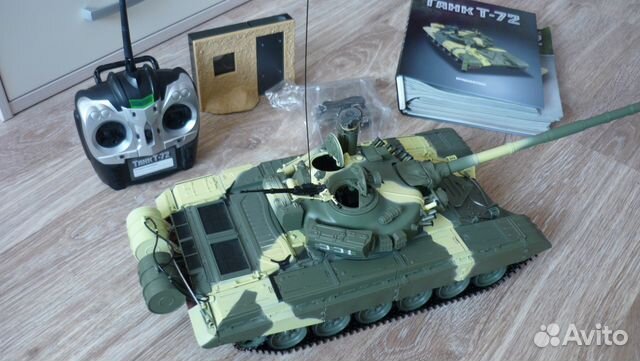 Радиоуправляемая модель танка Т-72 Deagostini