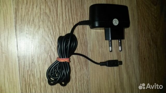 Устройство зарядное сетевое (мини USB)