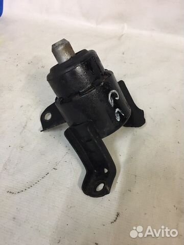 Опора двигателя правая Mazda 6 GG 1.8