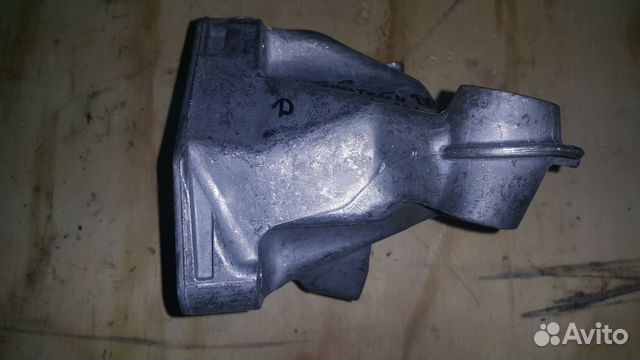 Кронштейн двигателя левый L Mercedes GL166 3.5CD Кронштейн двигателя левый L Mercedes GL166 3.5CD