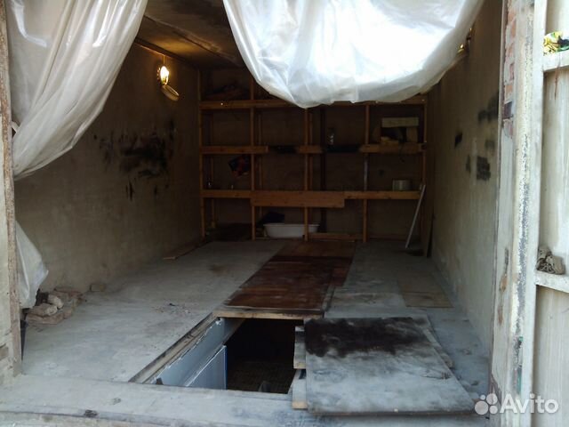 Гараж, > 30 м²