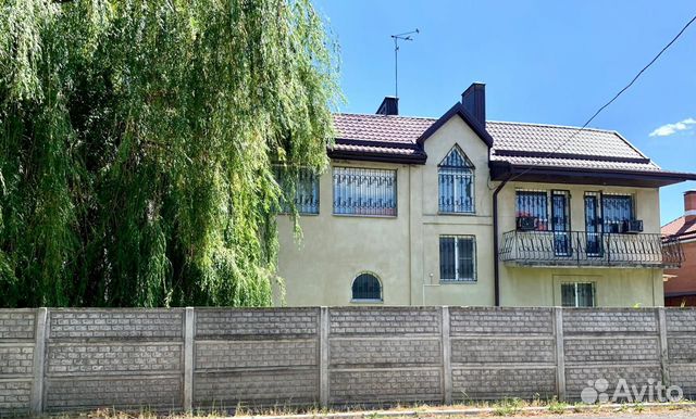 

7-к. дом, 250 м²