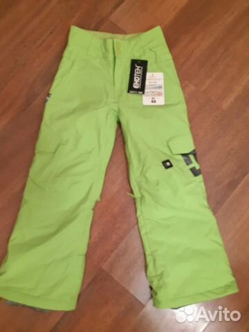 Новые очень яркие горнолыжные брюки DC разм. 122