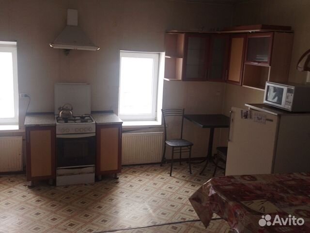 

8-к. дом, 180 м²
