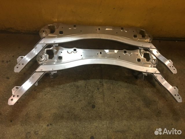 Мерседес Е 213 передняя панель телевизор