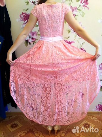 Новое праздничное платье с кружевом Новое праздничное платье с кружевом