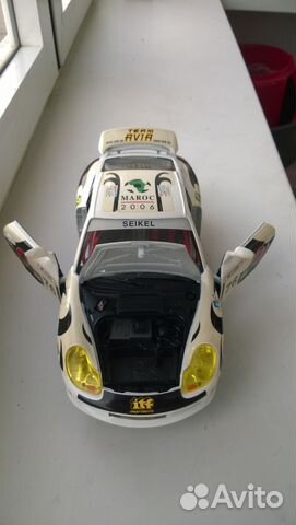 1:18 Porshe 911 Carrera Le mans 2000 (Bburago) Rar