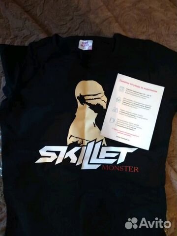 Женская футболка рок группы Skillet Женская футболка рок группы Skillet
