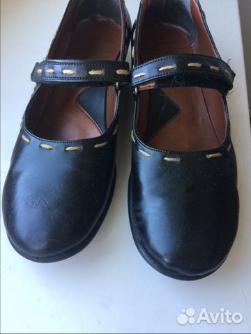 Закрытые туфли, Польша