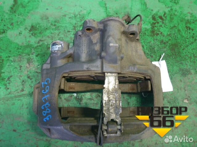 Суппорт передний правый Mercedes Benz truck Axor 2