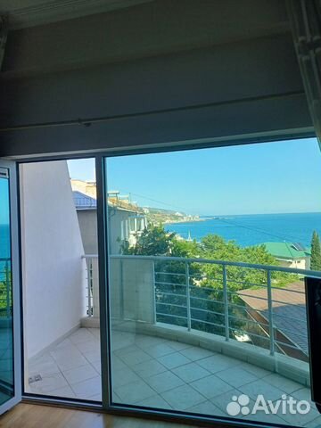 

Квартира-студия, 64 м², 2 кровати
