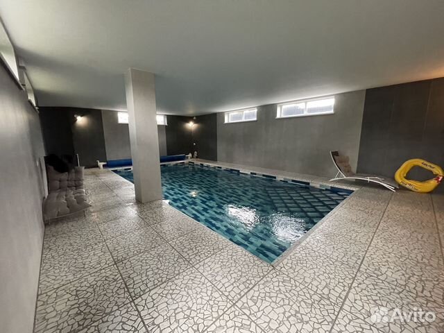 

10-к. и более коттедж, 750 м²