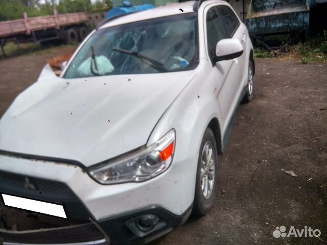 Mitsubishi ASX 1.6 МТ, 2011, битый, 206 000 км
