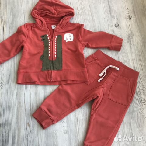 Костюм GAP 18-24 Костюм GAP 18-24