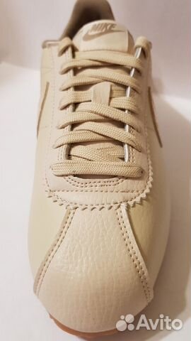 Nike Classic Cortez Leather Lux 861660-100 us-8.5 Nike Classic Cortez Leather Lux 861660-100 us-8.5