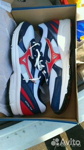 Кроссовки Mizuno 38 Кроссовки Mizuno 38
