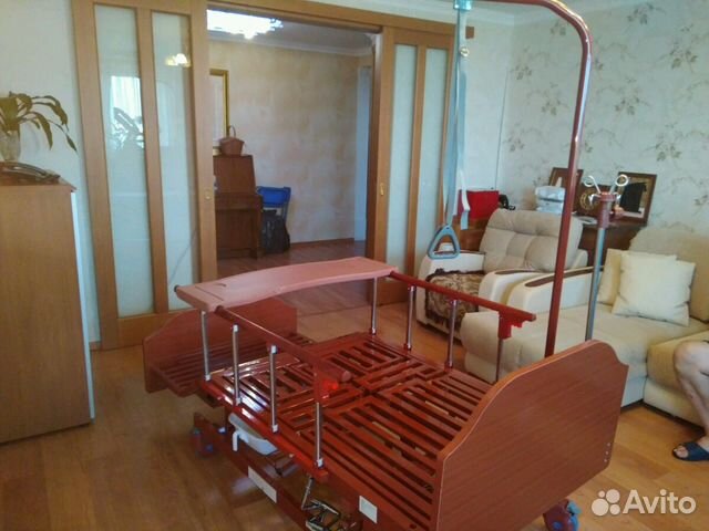 Медицинская кровать с бок.перев. креслом Е-45а Медицинская кровать с бок.перев. креслом Е-45а