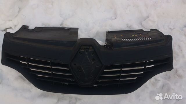Renault Logan 2, Sandero 2,решетка радиатора